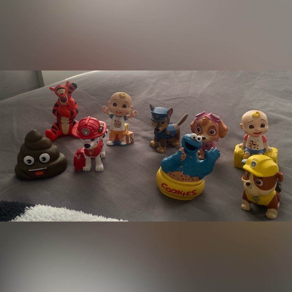 Tonies set of 9